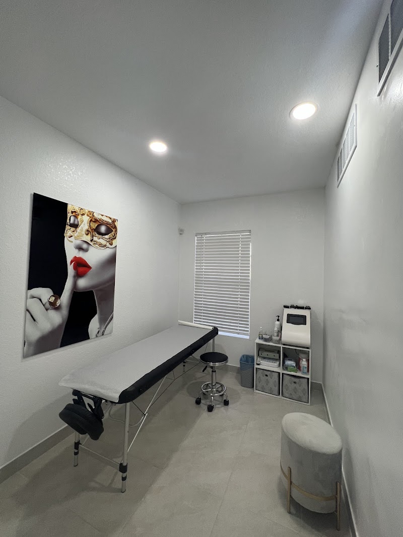 Yeny Masajes Linfático Spa, health in Florida City, FL, photo 6 of 8